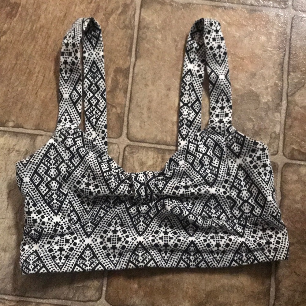 BRALETTE